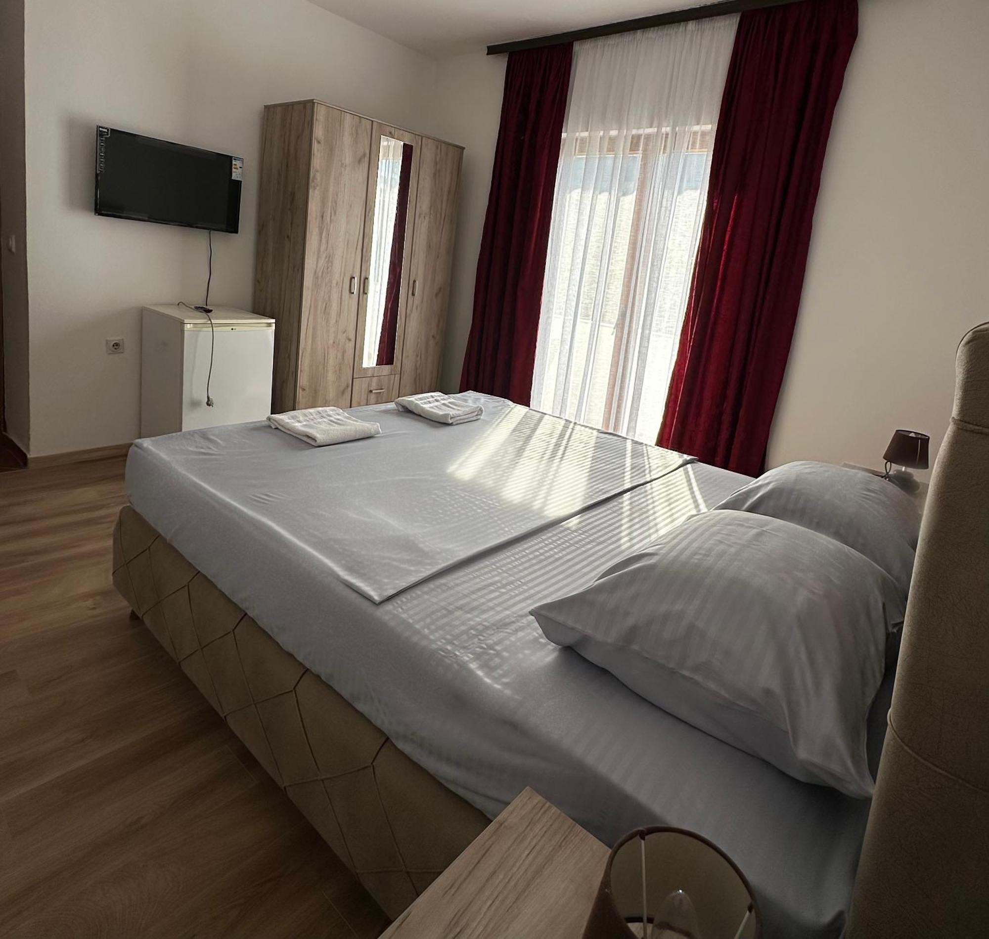 Rooms Ajllin Ulcinj Exterior foto